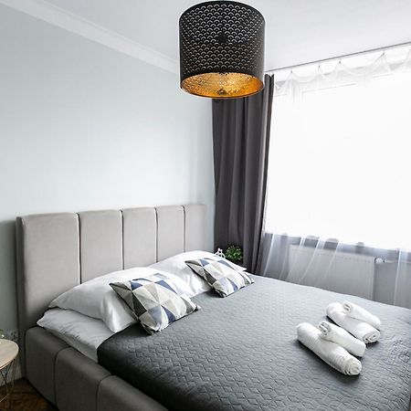 Nowogrodzka 78 - Apartament Dla 4 Osob - 200M Od Szpitala Klinicznego Na Lindleya - 1Km Do Dworca Centralnego - Wifi - Smart Tv 45 Cali Warschau Exterior foto